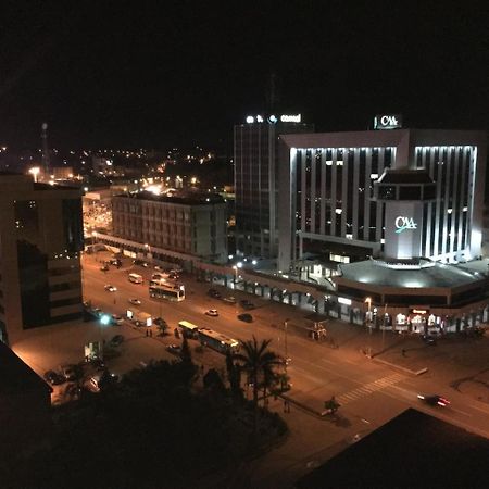 Djeug'Appart Hôtel Yaoundé Exterior foto